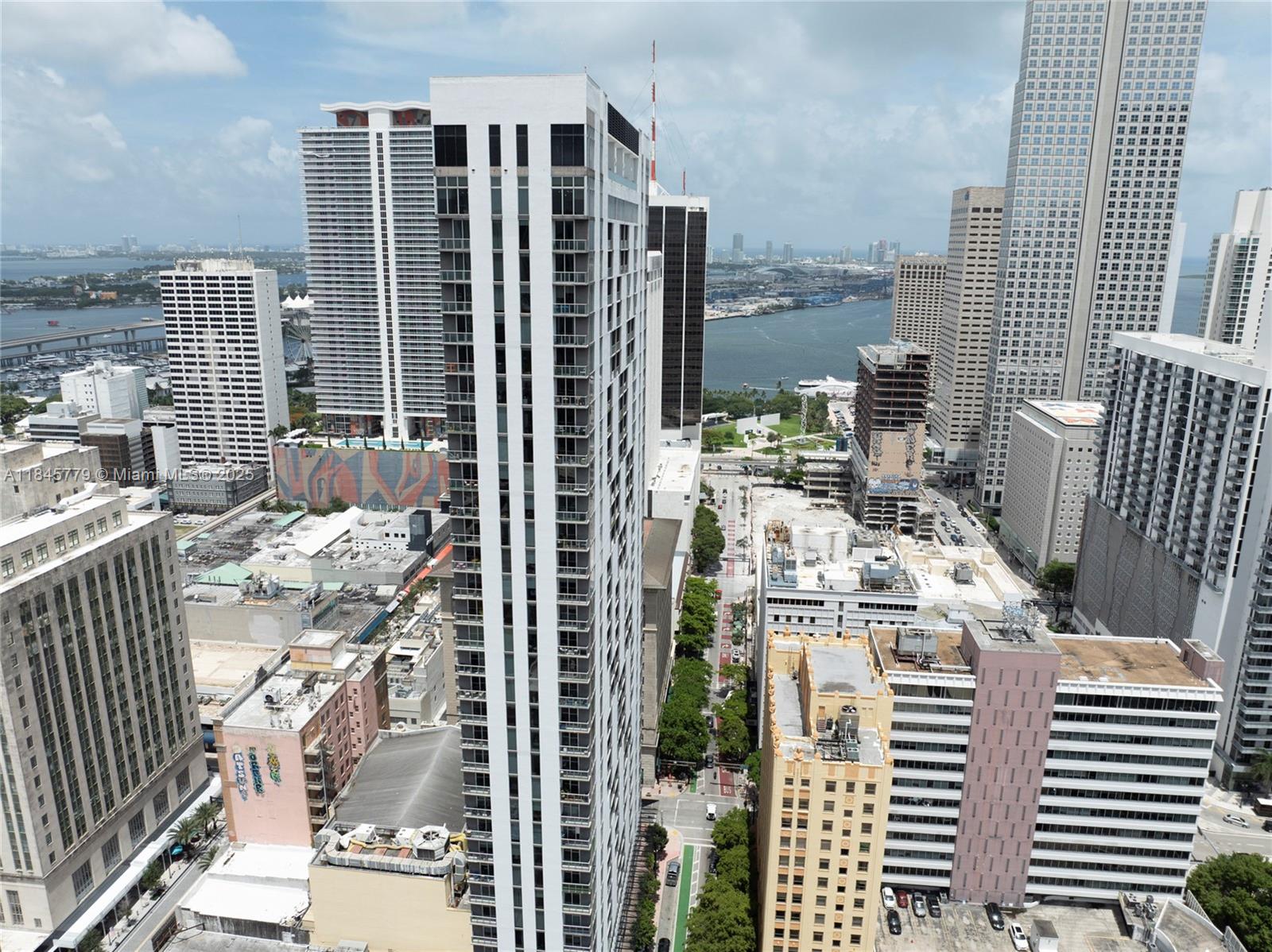 Centro Condo - Residential