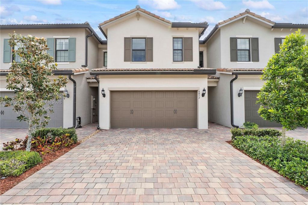 Photo of 4852 San Fratello Cir, Lake Worth, FL 33467 (MLS # A11789917)