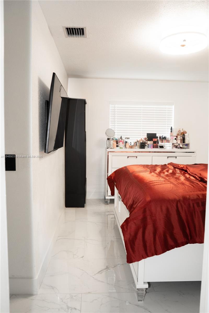 GREENACRES - Residential