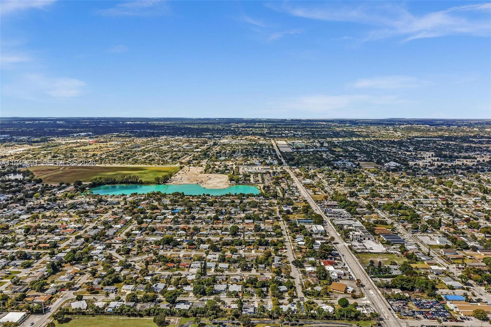 LAUDERDALE MANOR HOMESITE - Residential