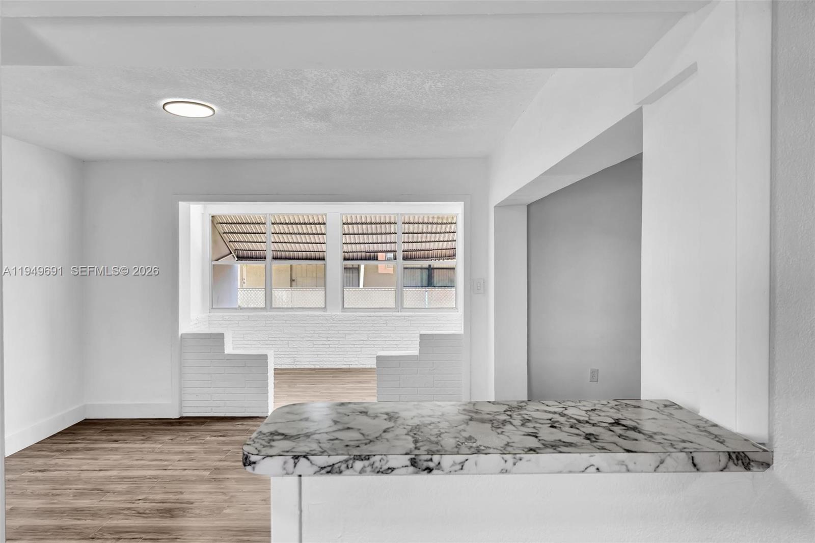 LAUDERDALE MANOR HOMESITE - Residential