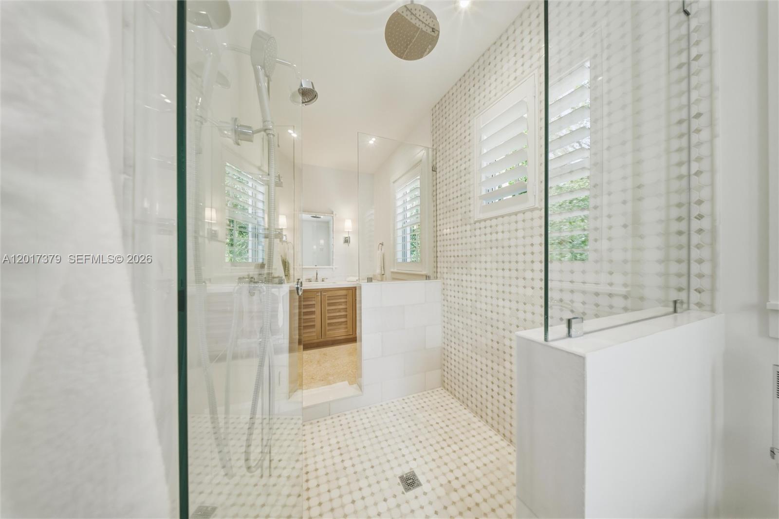 Mat Ocean Bay - Residential