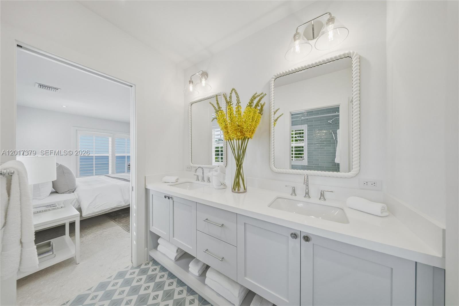 Mat Ocean Bay - Residential
