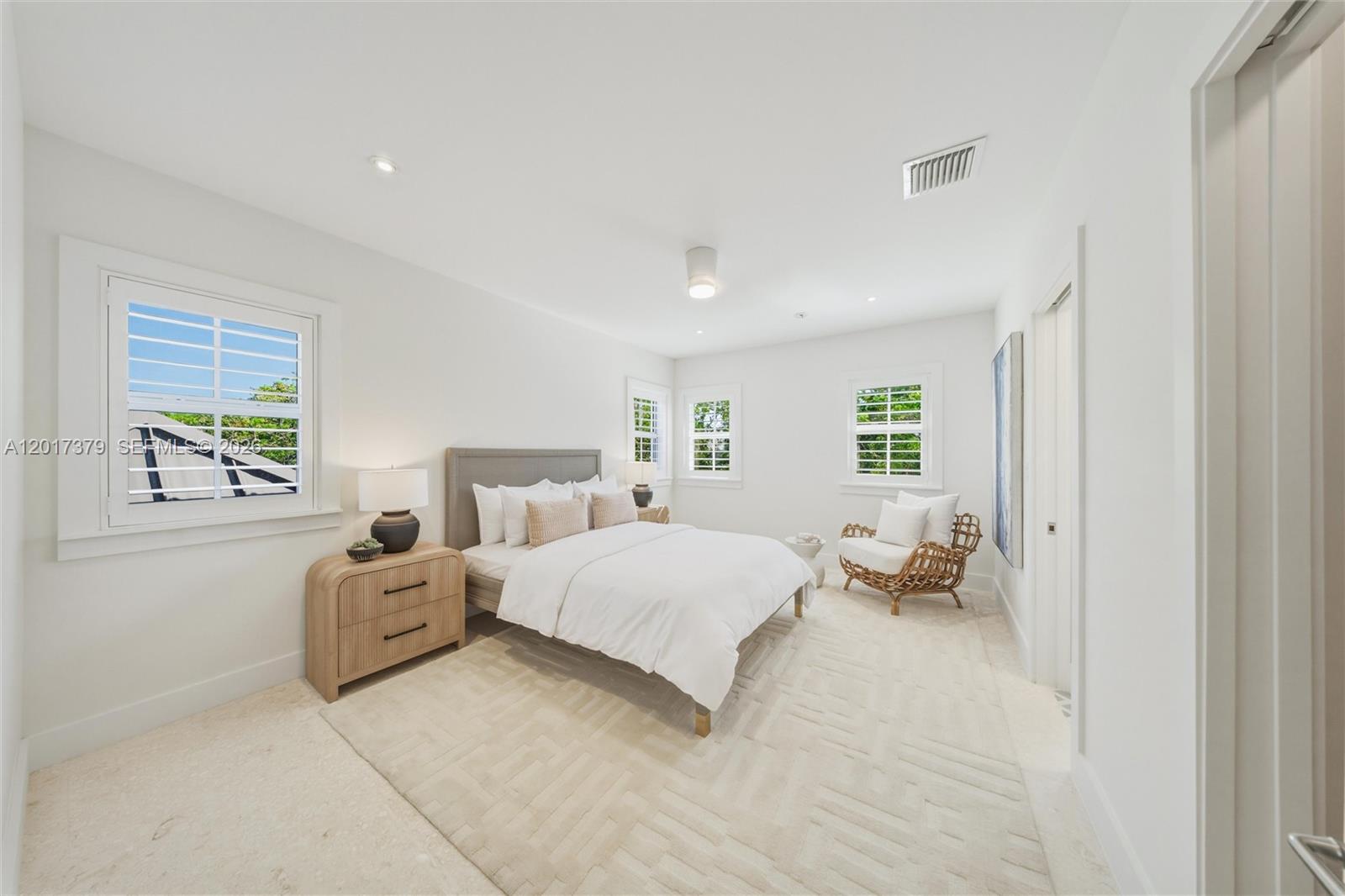 Mat Ocean Bay - Residential