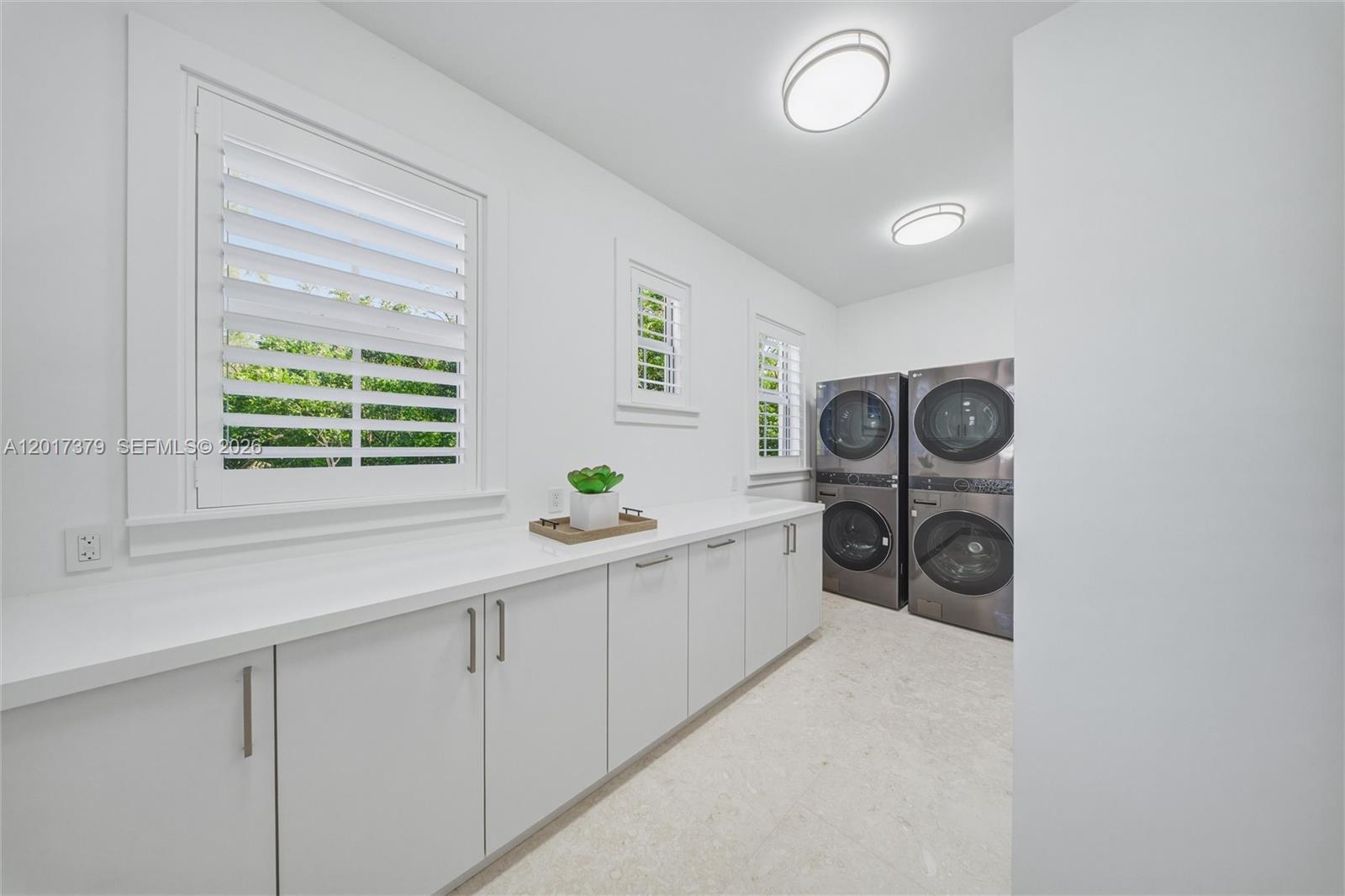 Mat Ocean Bay - Residential