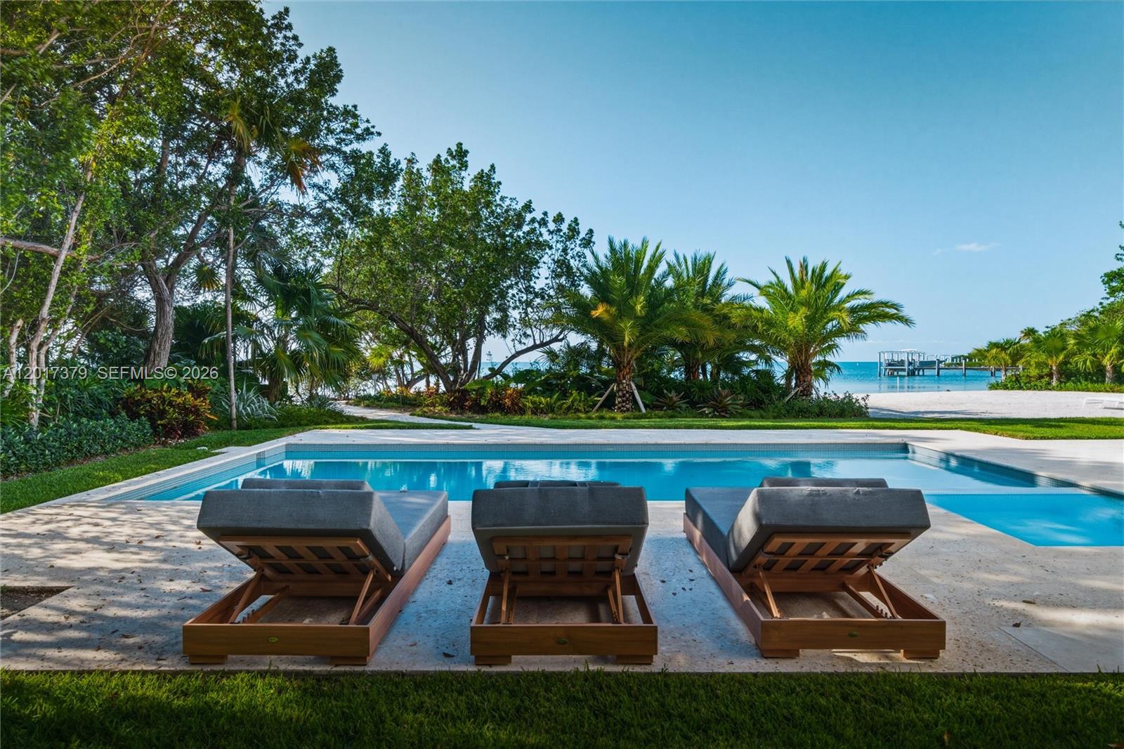 Mat Ocean Bay - Residential