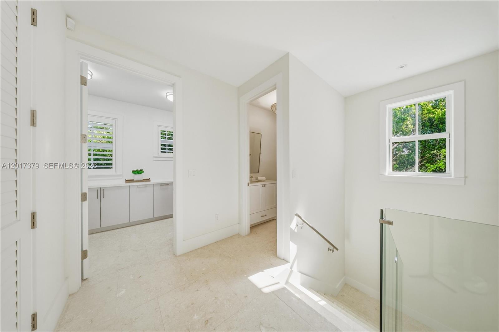 Mat Ocean Bay - Residential