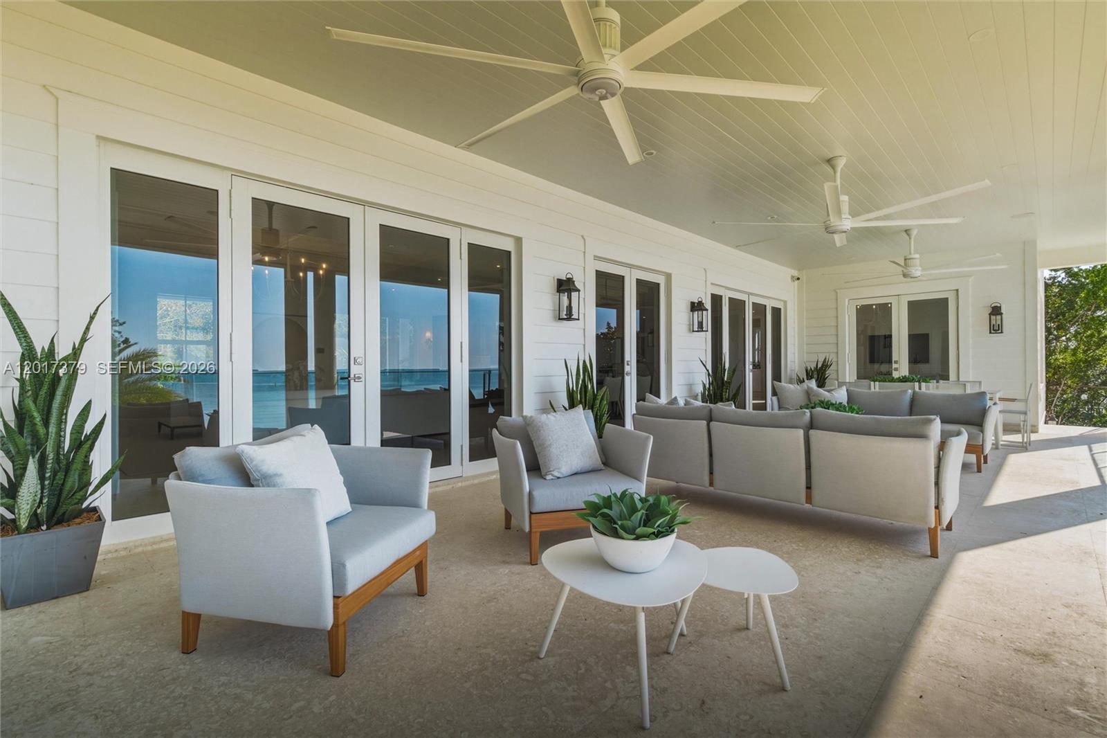 Mat Ocean Bay - Residential