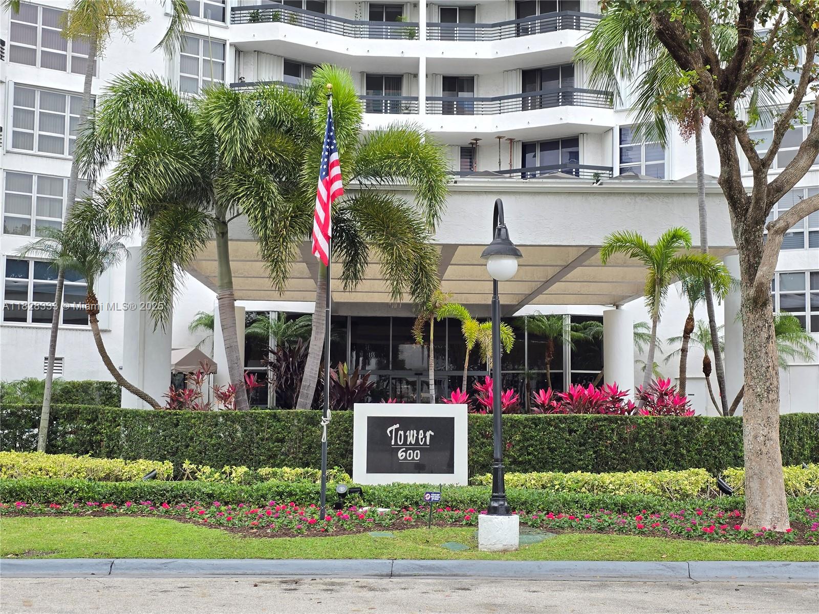 FOR SALE at Mystic Pointe Aventura, a 2/2 spacious and comfortable condo with beautiful canal views. Mystic Pointe offers exclusive amenities, including a marina, gym, sauna, barbecue area, jacuzzi, children's playground, and resort-style pools. Conveniently located minutes from Aventura Mall and the beach. Recently remodeled, with new appliances, new washer/dryer, new blinds, one parking space, spacious storage, water and cable included. The association requires a minimum credit score of 700. It is vacant and available.