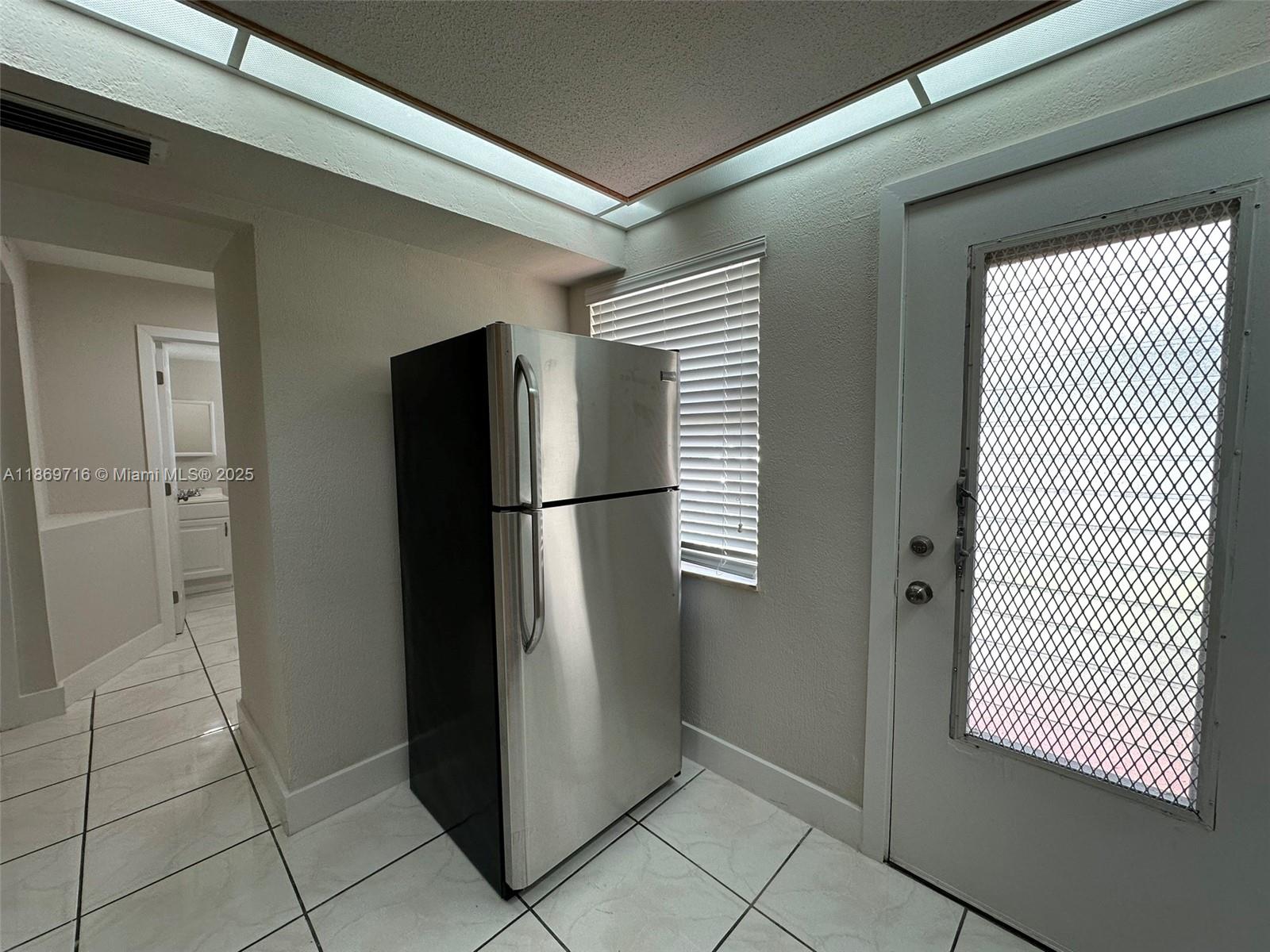 ROLLING GREEN CONDO C - Residential