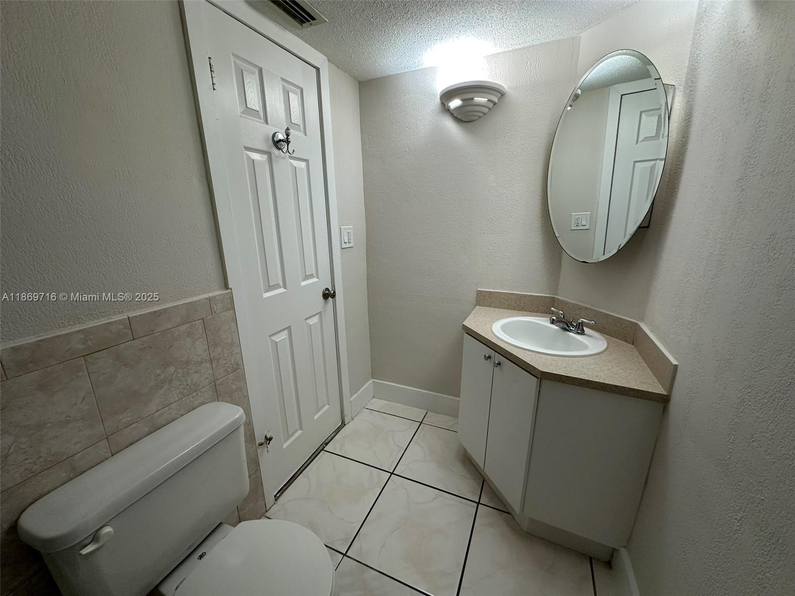 ROLLING GREEN CONDO C - Residential