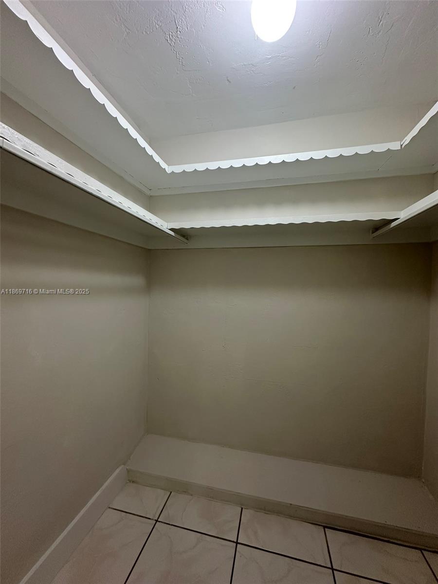 ROLLING GREEN CONDO C - Residential