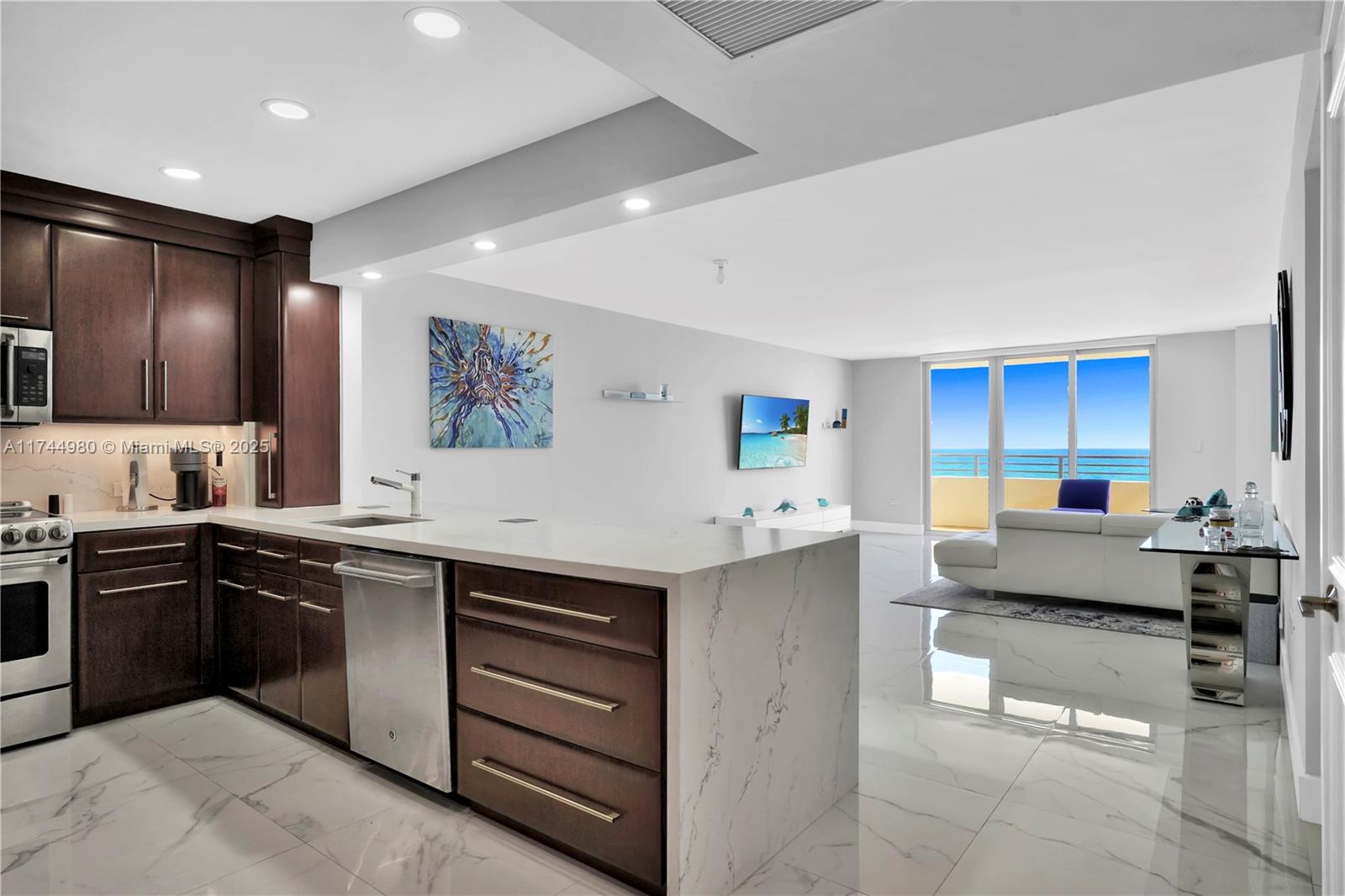 OCEANSIDE PLAZA CONDO - Residential