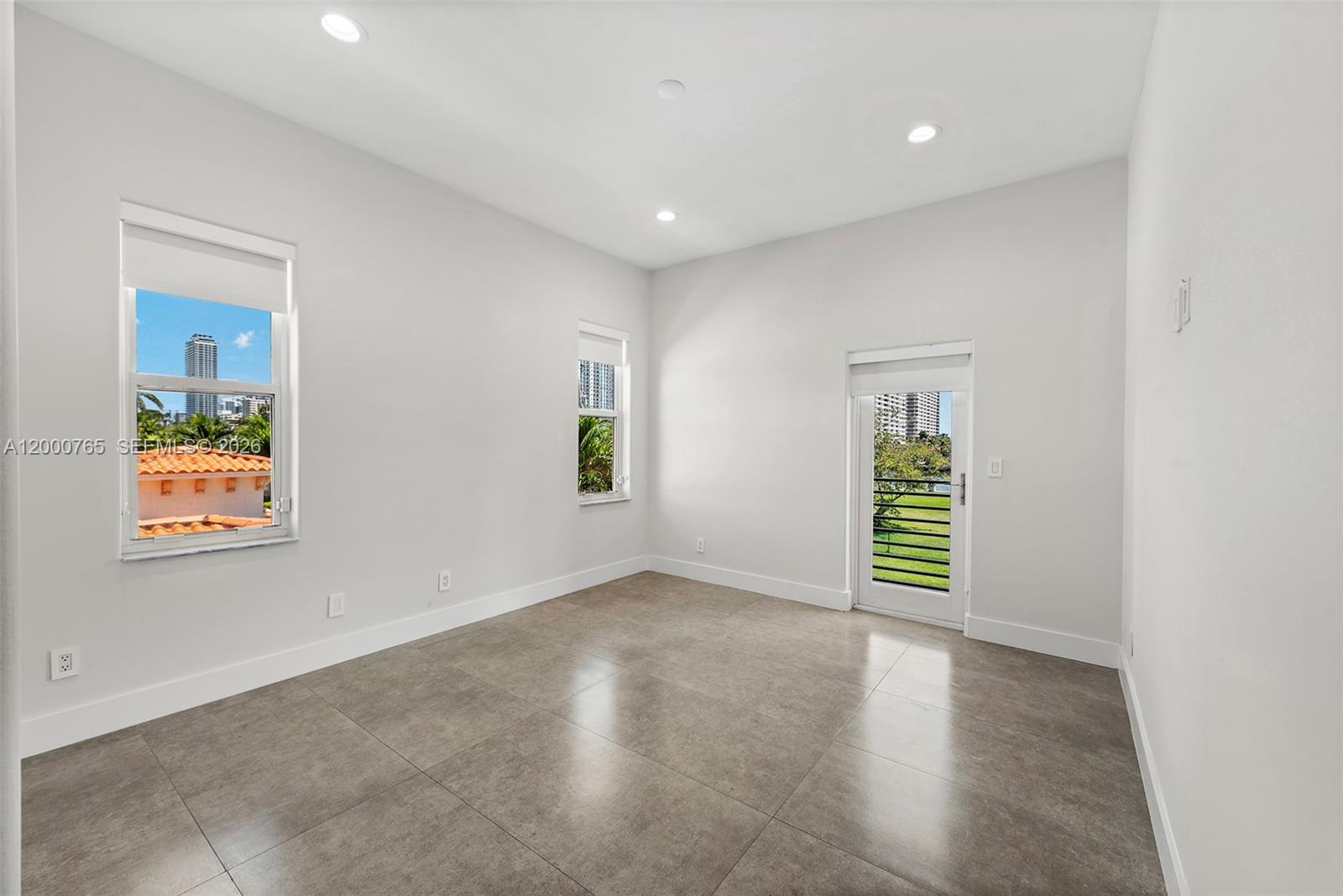 GOLDEN ISLES - Residential Lease