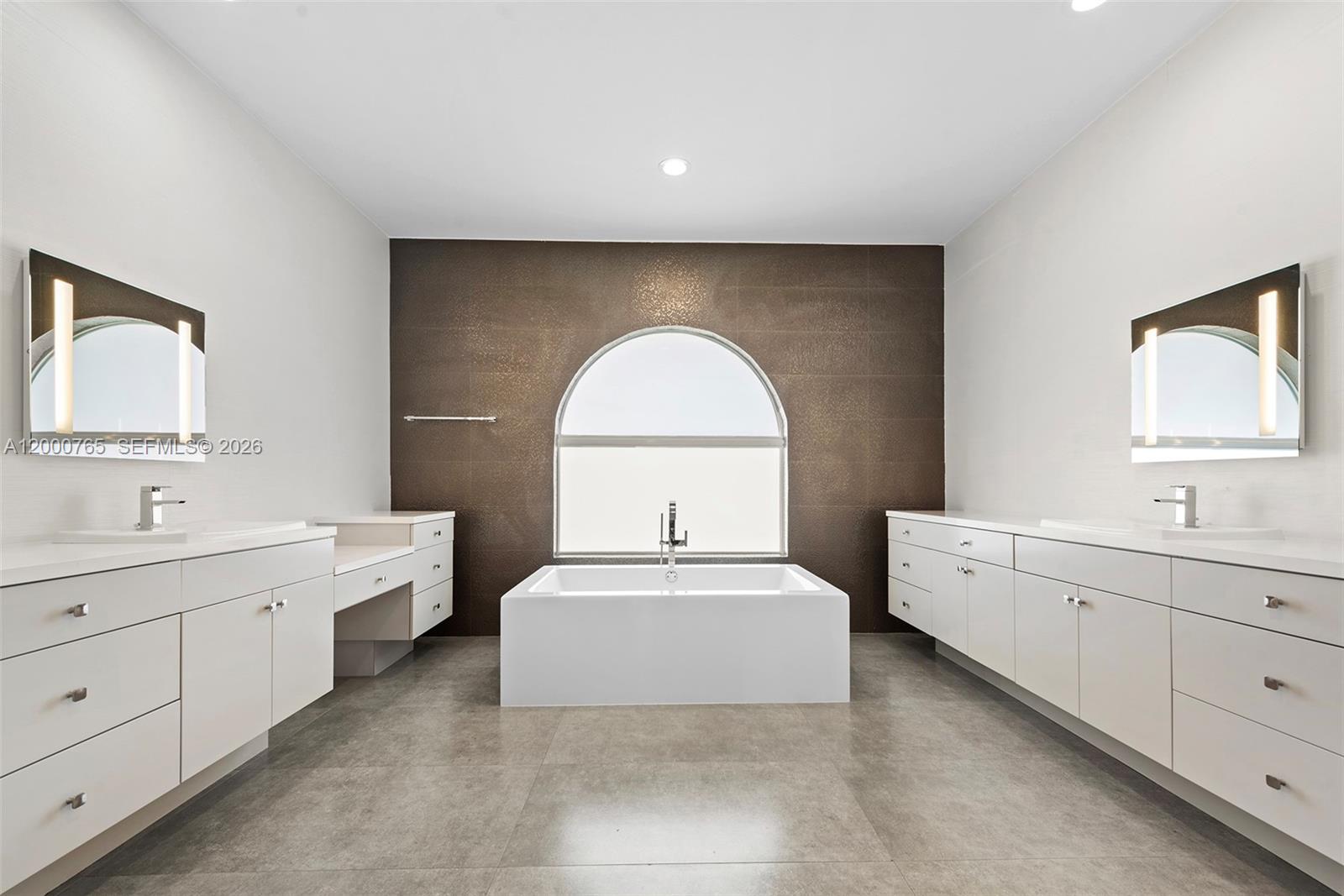 GOLDEN ISLES - Residential Lease