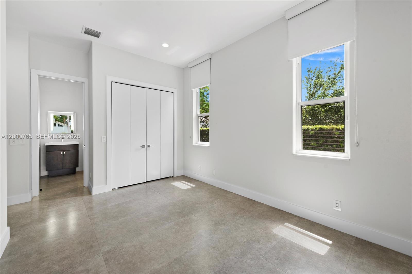 GOLDEN ISLES - Residential Lease