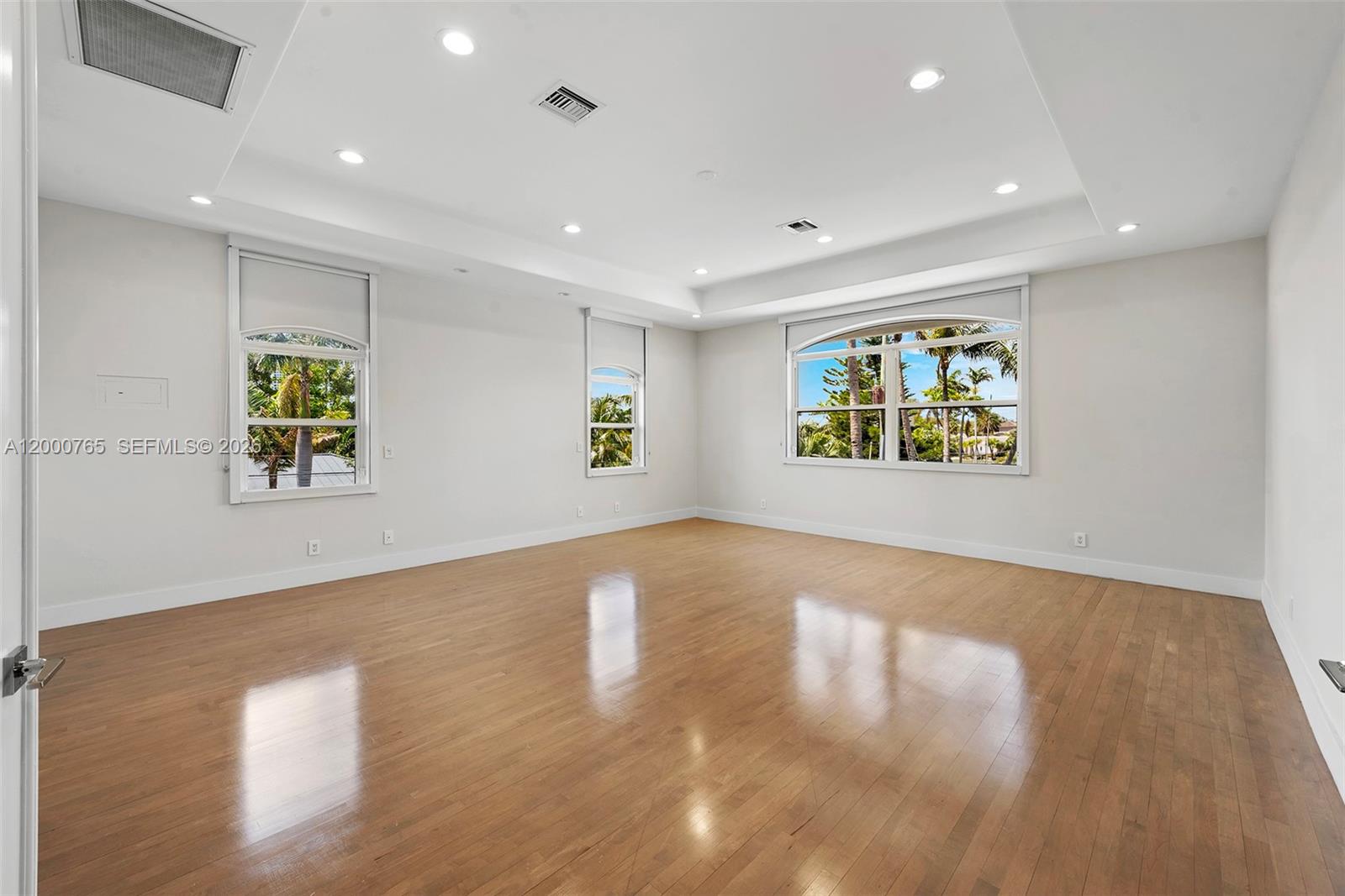 GOLDEN ISLES - Residential Lease