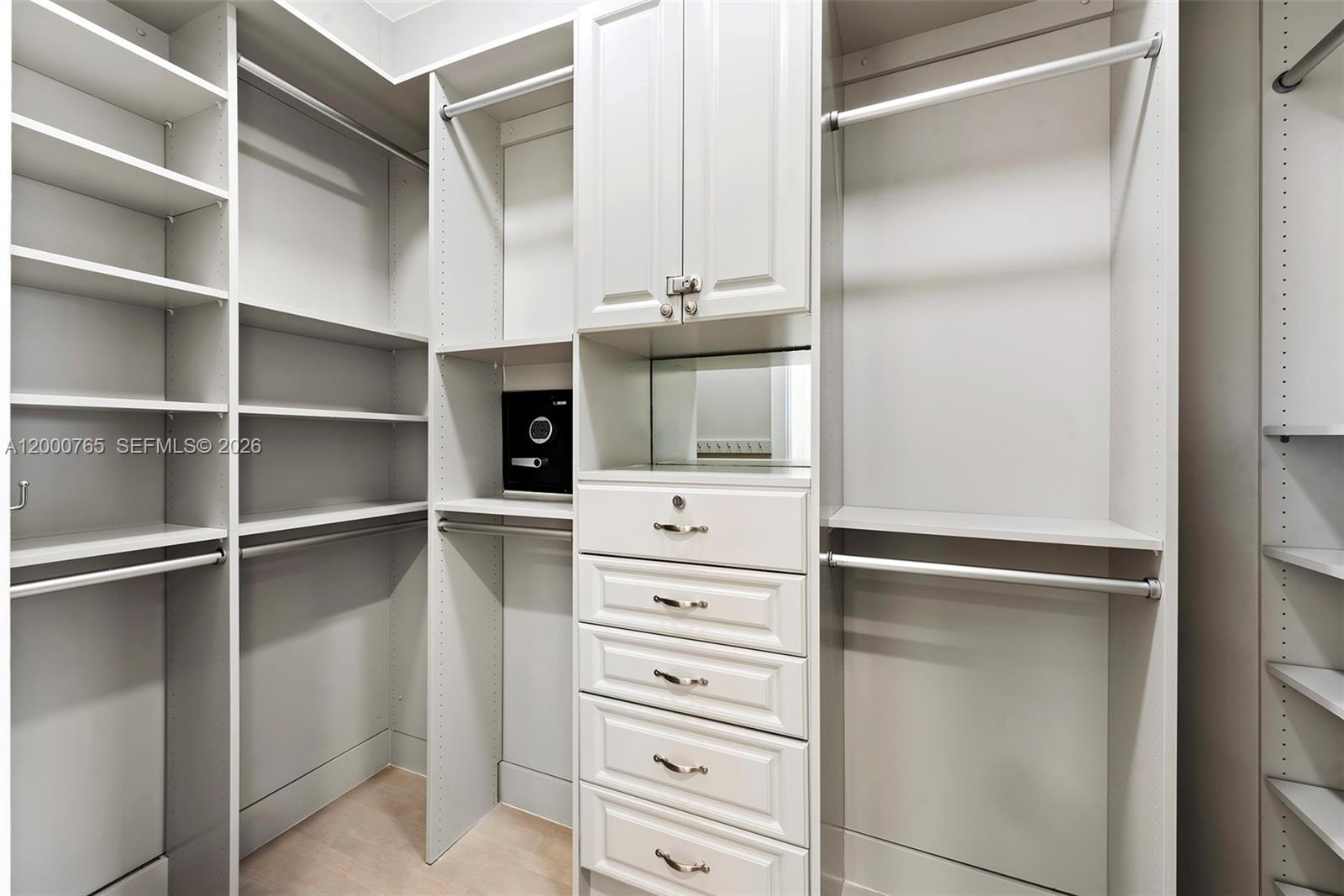 GOLDEN ISLES - Residential Lease