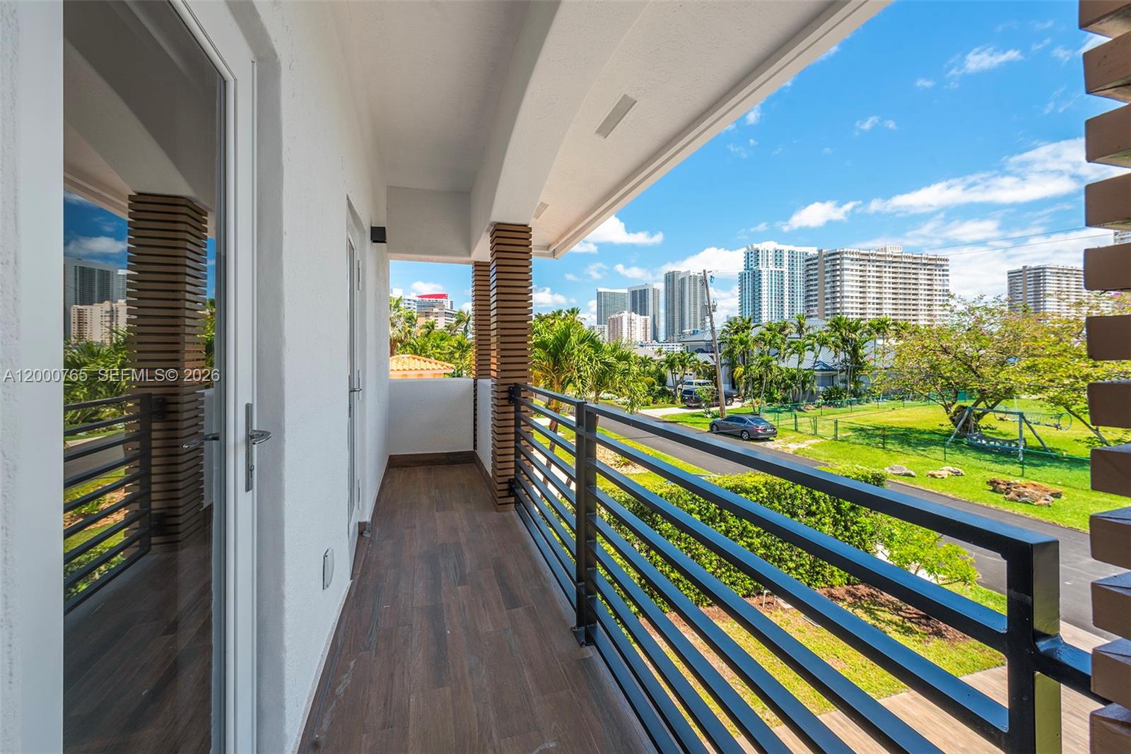 GOLDEN ISLES - Residential Lease