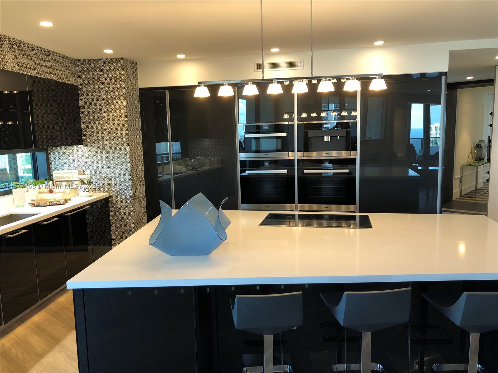 18555 COLLINS AVENUE COND - Residential Lease