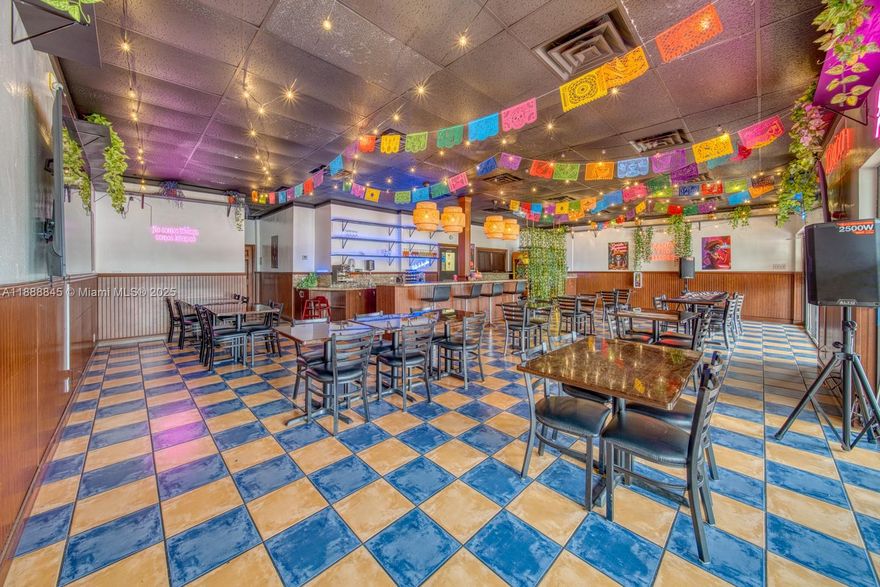 Turnkey restaurant & bar for sale on N Pine Island Road in Tamarac/Sunrise. This open and operating 2,350 sqft asset sale comes fully equipped with hood, grease trap, walkin cooler, gas, all permits, licenses, and 40+ approved seats. Located in a great plaza and ample parking, the restaurant benefits from a built-in customer base of 421,000 residents within 5 miles. The seller who has to sell for personal reasons will train the buyer to ensure a smooth transition. HD video available. May qualify for a visa. As full time restaurant business brokers, we’re always happy to help, contact us today.