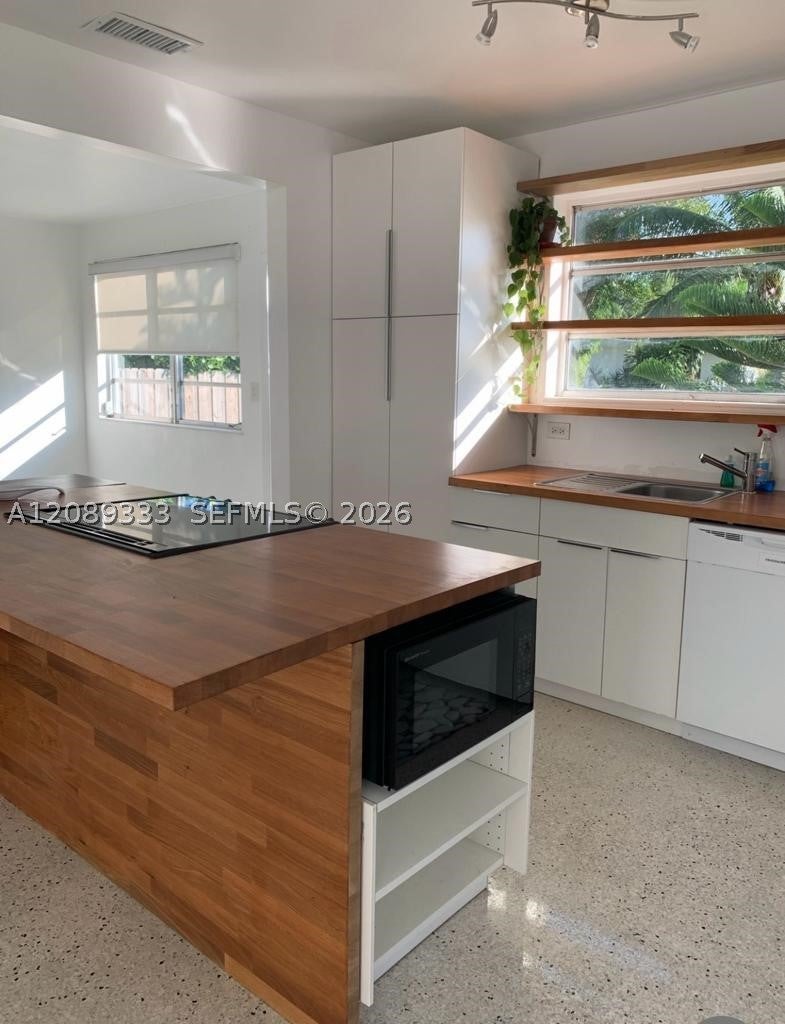 3339 Frow Ave 1