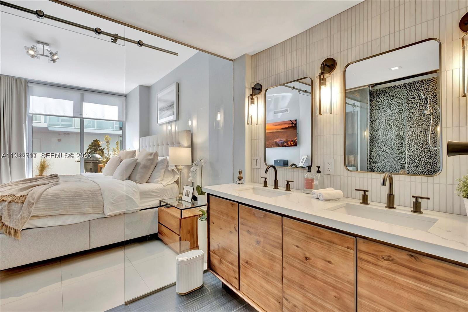 IOS ON THE BAY CONDO - Residential