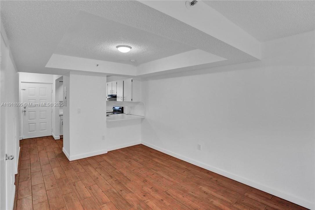 VILLA VERANDA CONDO - Residential Lease