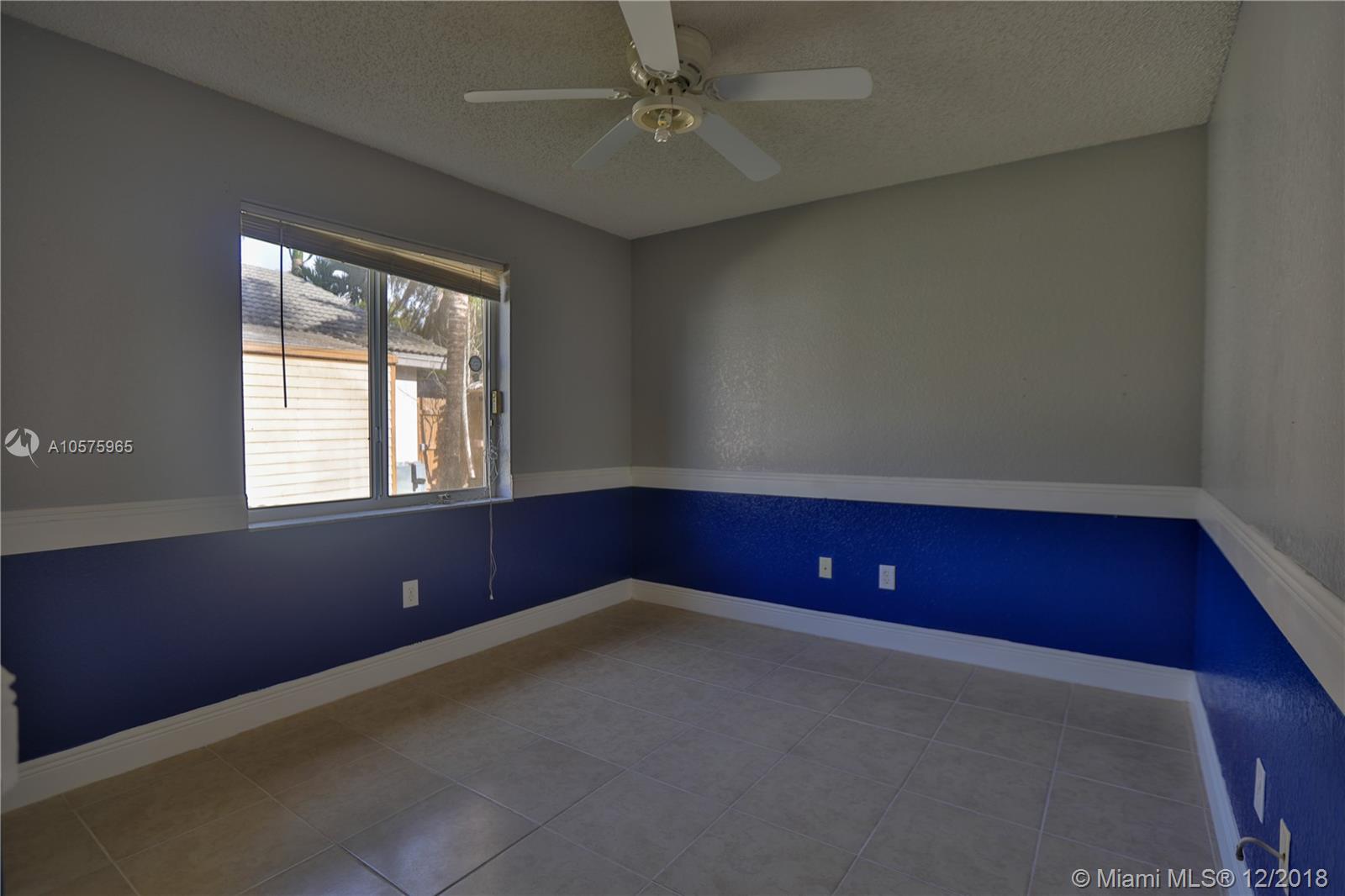 CRYSTAL POINTE - Residential