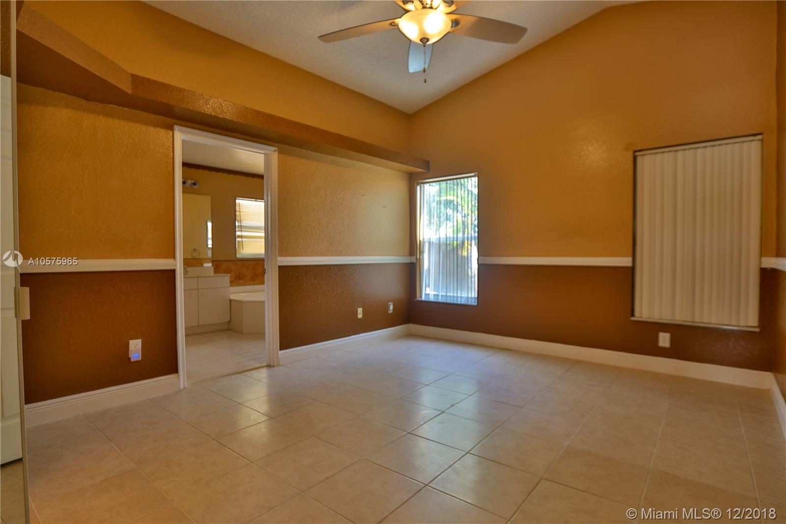 CRYSTAL POINTE - Residential