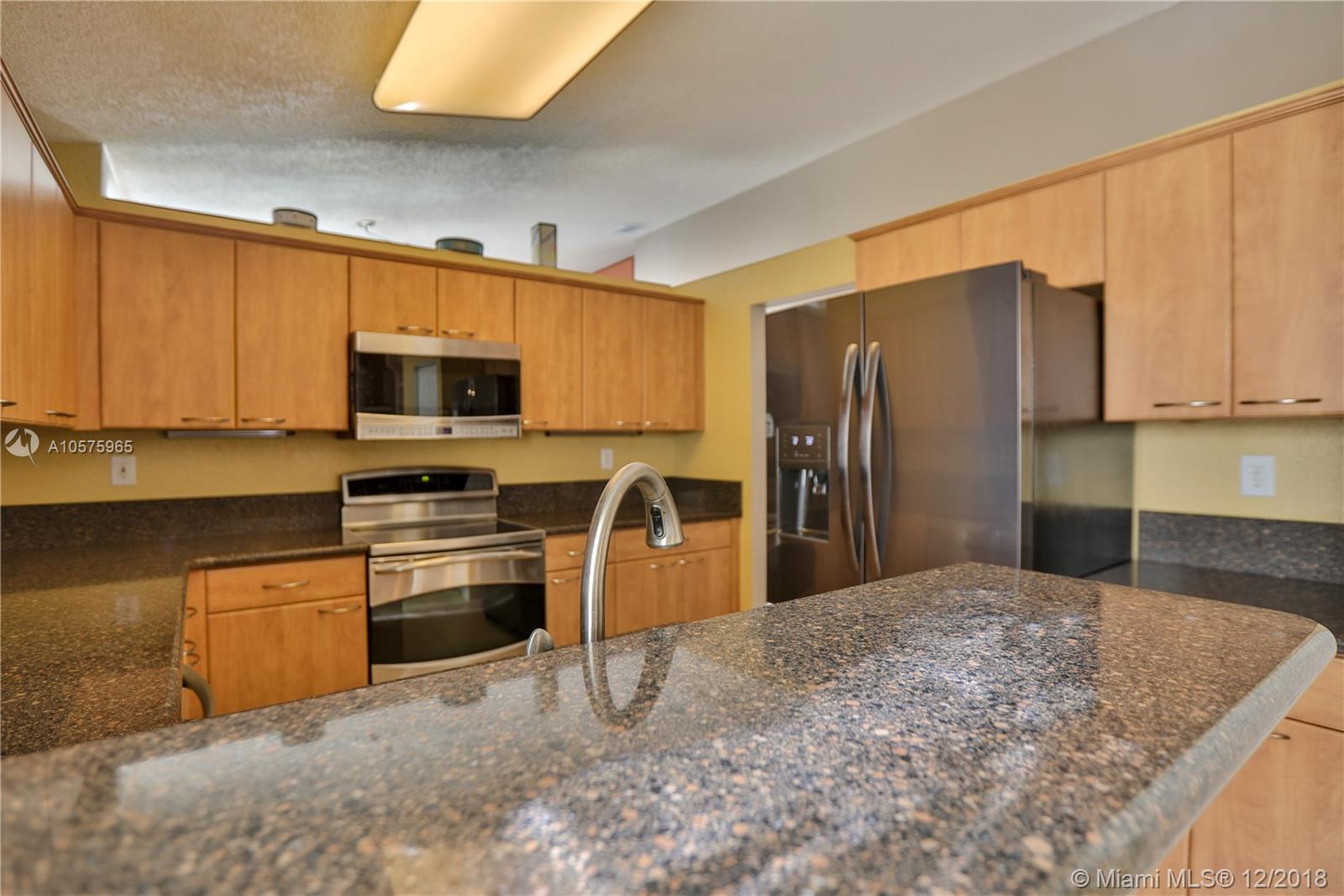 CRYSTAL POINTE - Residential