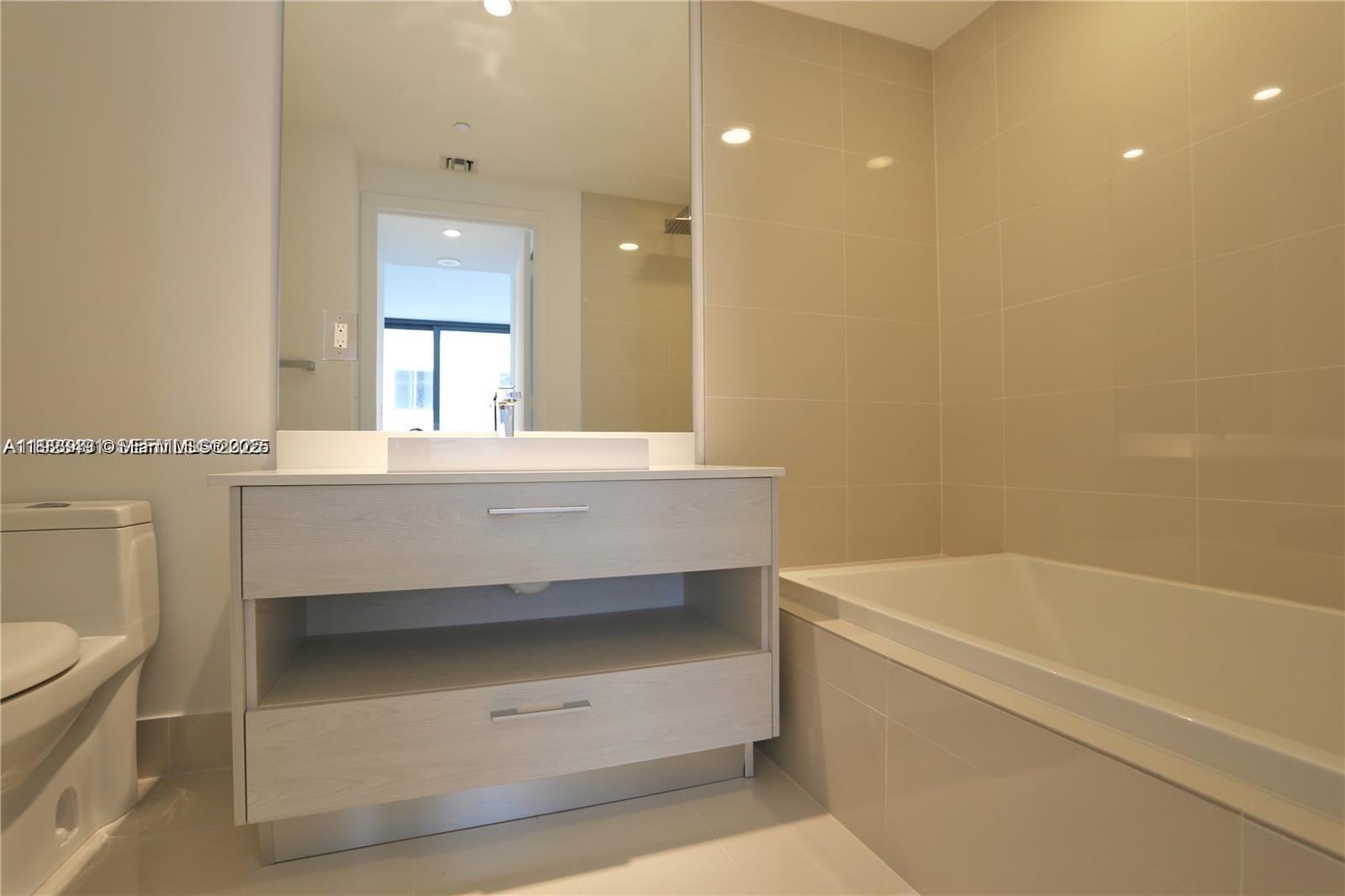 BRICKELL HEIGHTS WEST CON - Residential Lease