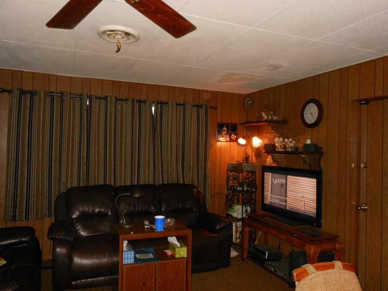 HOLLYWOOD HILLS 6-22 B - Residential