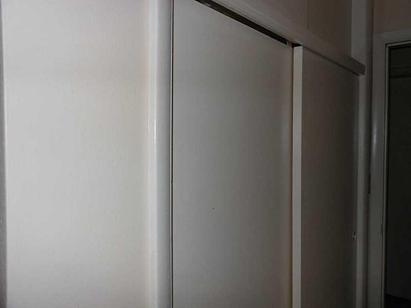 HOLLYWOOD HILLS 6-22 B - Residential