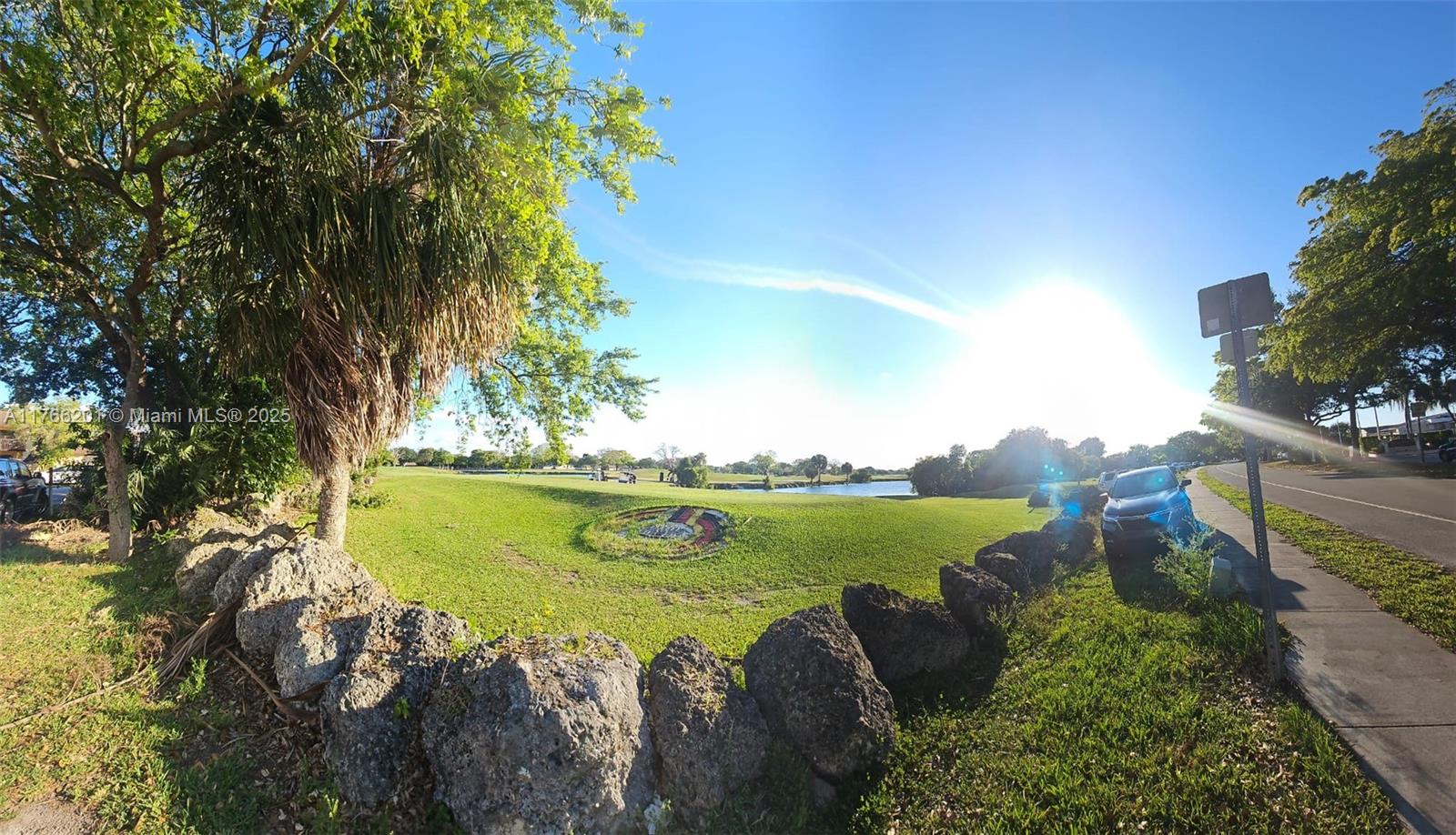 RAMBLEWOOD CONDO A - Residential