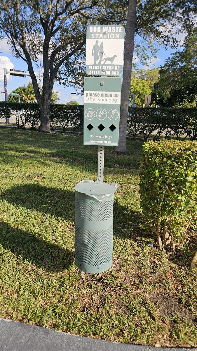 RAMBLEWOOD CONDO A - Residential