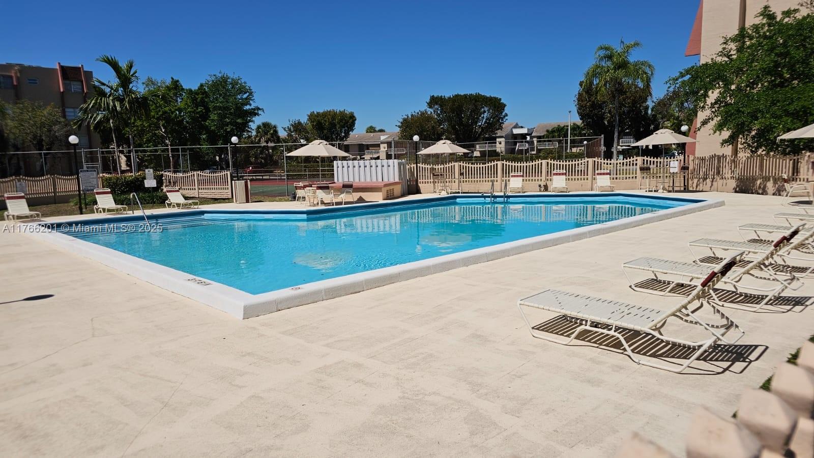 RAMBLEWOOD CONDO A - Residential