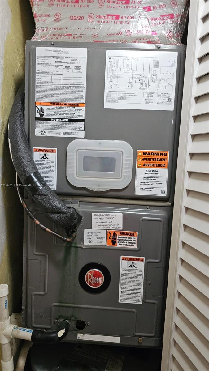 RAMBLEWOOD CONDO A - Residential