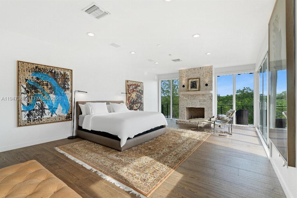 HAMMOCK OAKS HARBOR SEC 3 - Residential