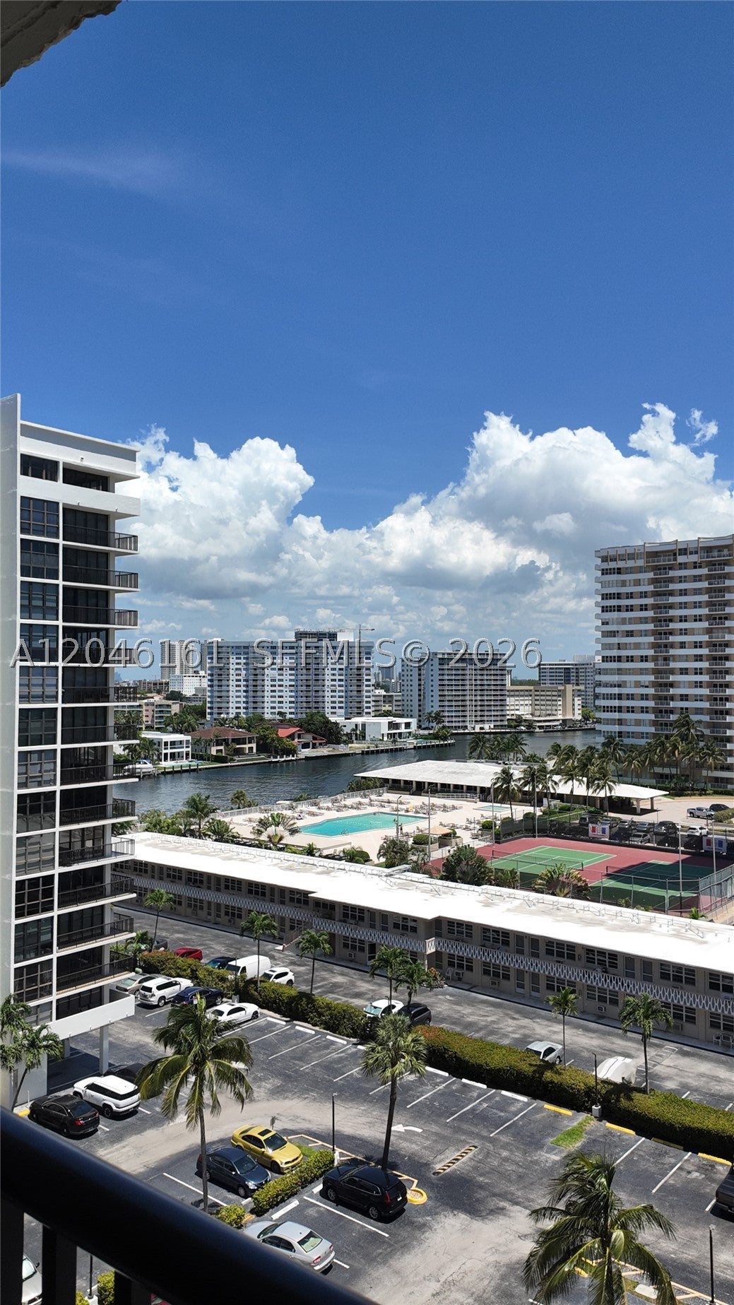 2049 S Ocean Dr 1004