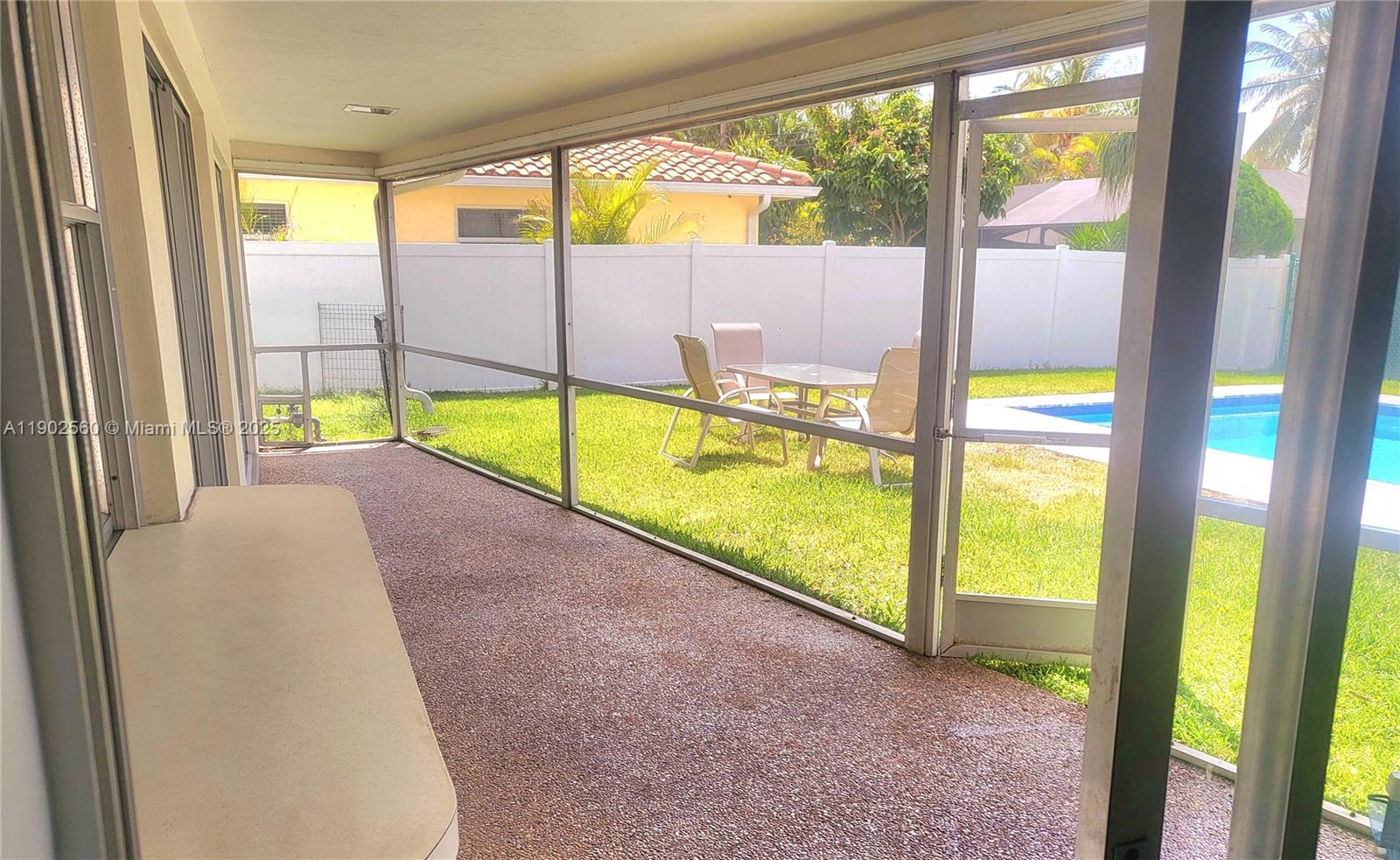 UNIVERSITY PARK COUNTRY C - Residential Lease