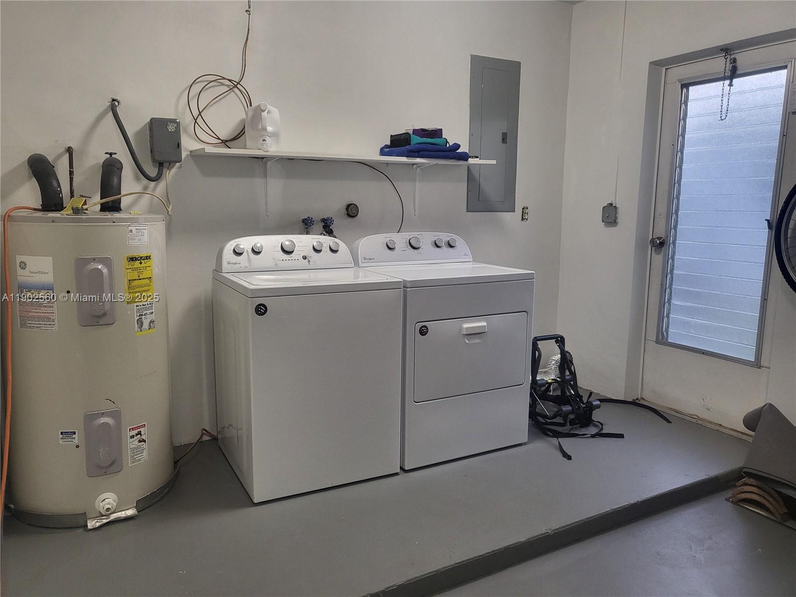 UNIVERSITY PARK COUNTRY C - Residential Lease