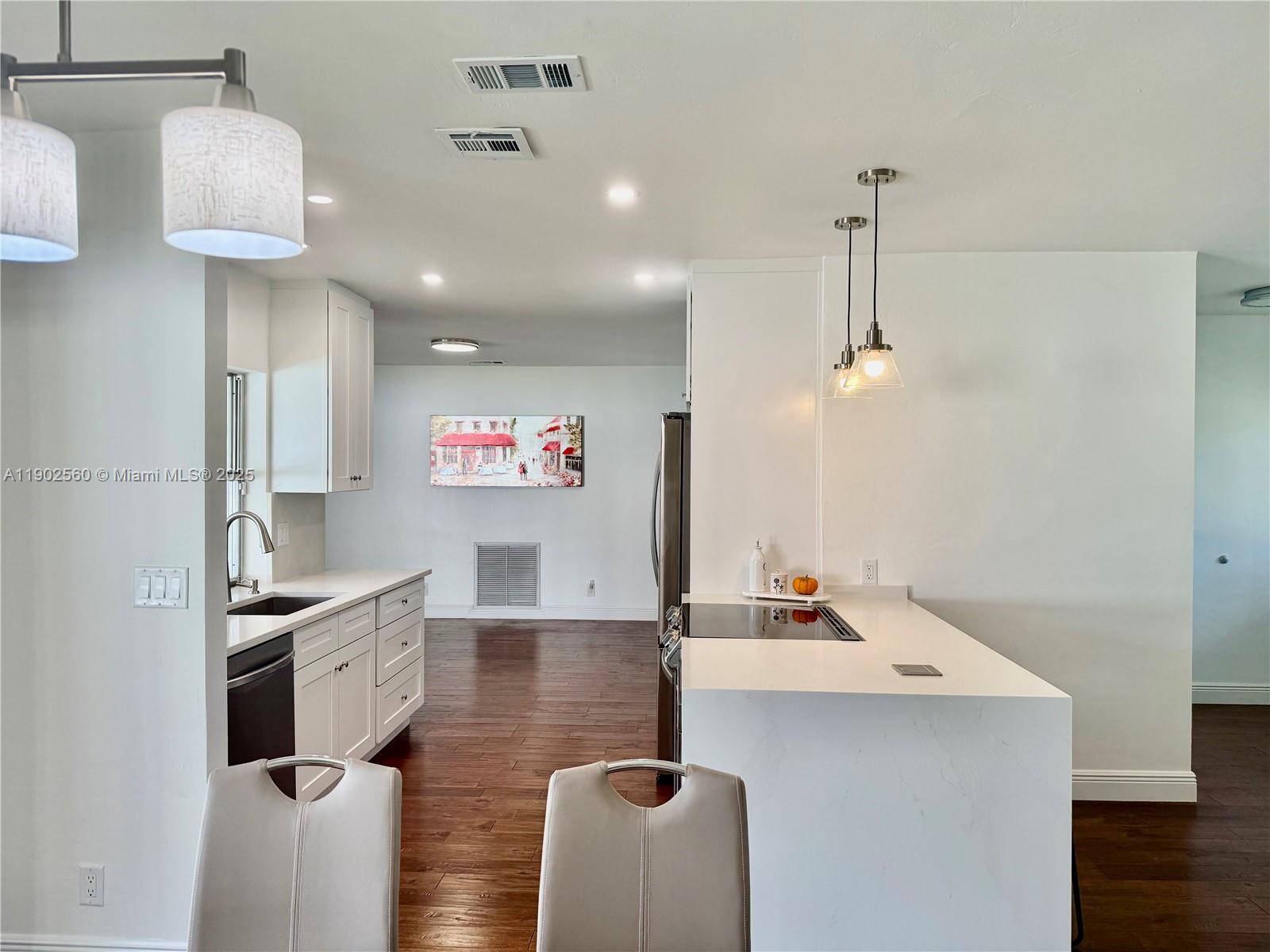 UNIVERSITY PARK COUNTRY C - Residential Lease