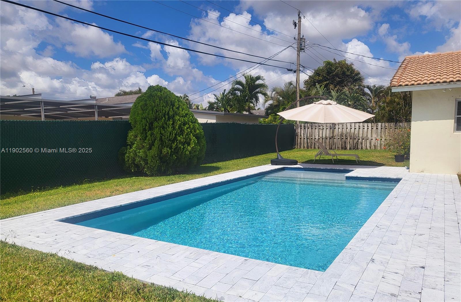 UNIVERSITY PARK COUNTRY C - Residential Lease