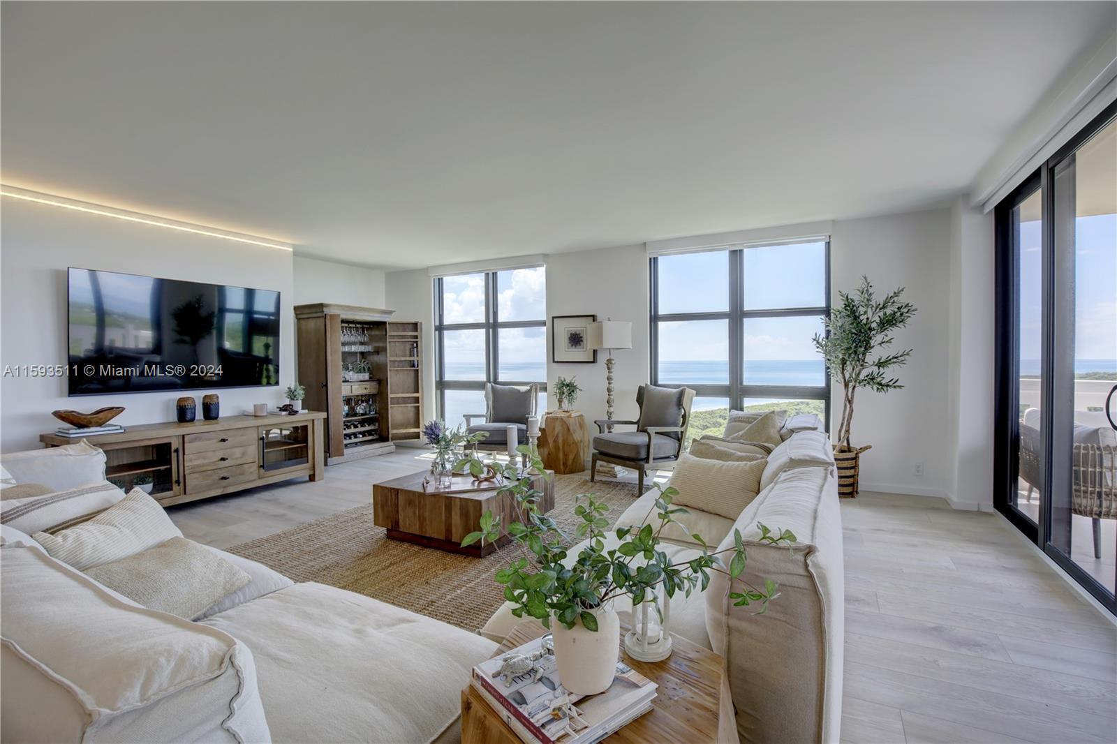 TOWERS OF KEY BISCAYNE CO - Residential Lease