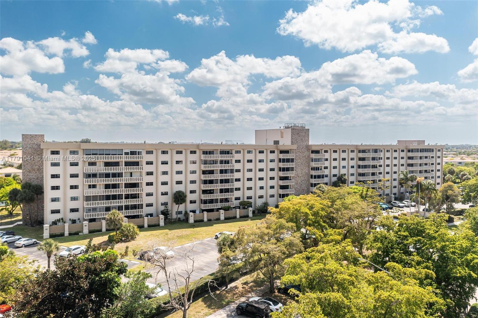Property for Sale at 800 Ne 195th St 518, Miami, Broward County, Florida - Bedrooms: 2 
Bathrooms: 2  - $269,999
