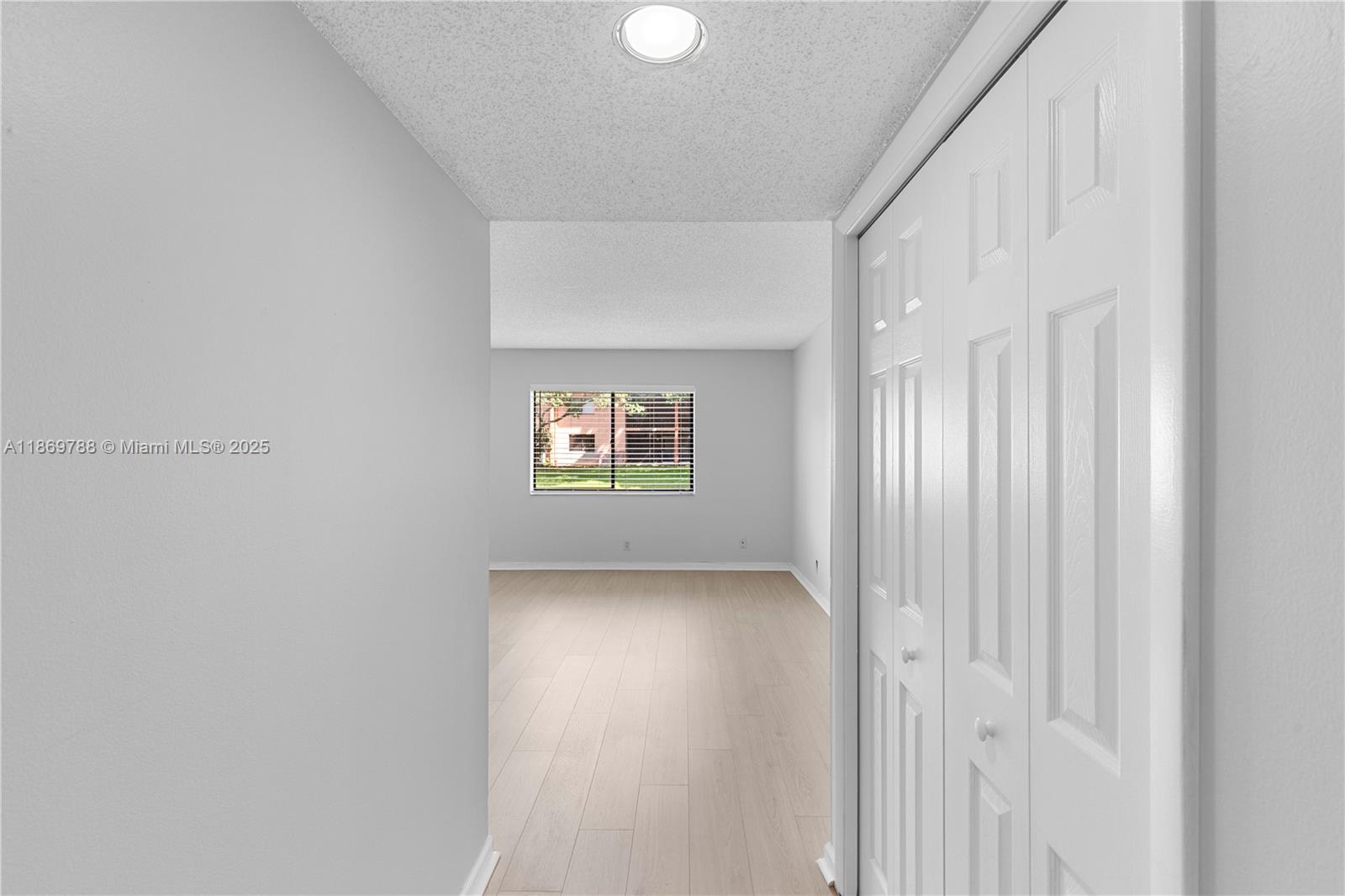 RACQUET CLUB AT BONAVENTU - Residential Lease