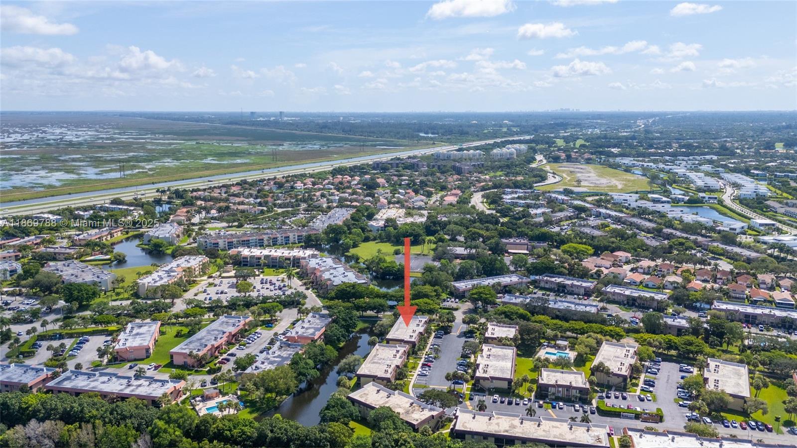 RACQUET CLUB AT BONAVENTU - Residential Lease