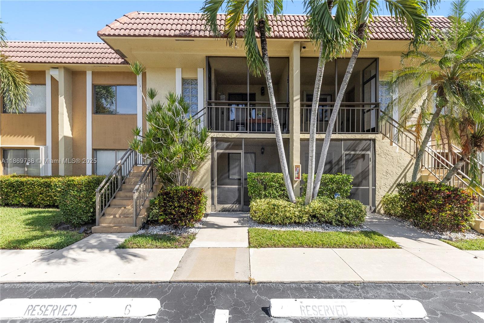 RACQUET CLUB AT BONAVENTU - Residential Lease