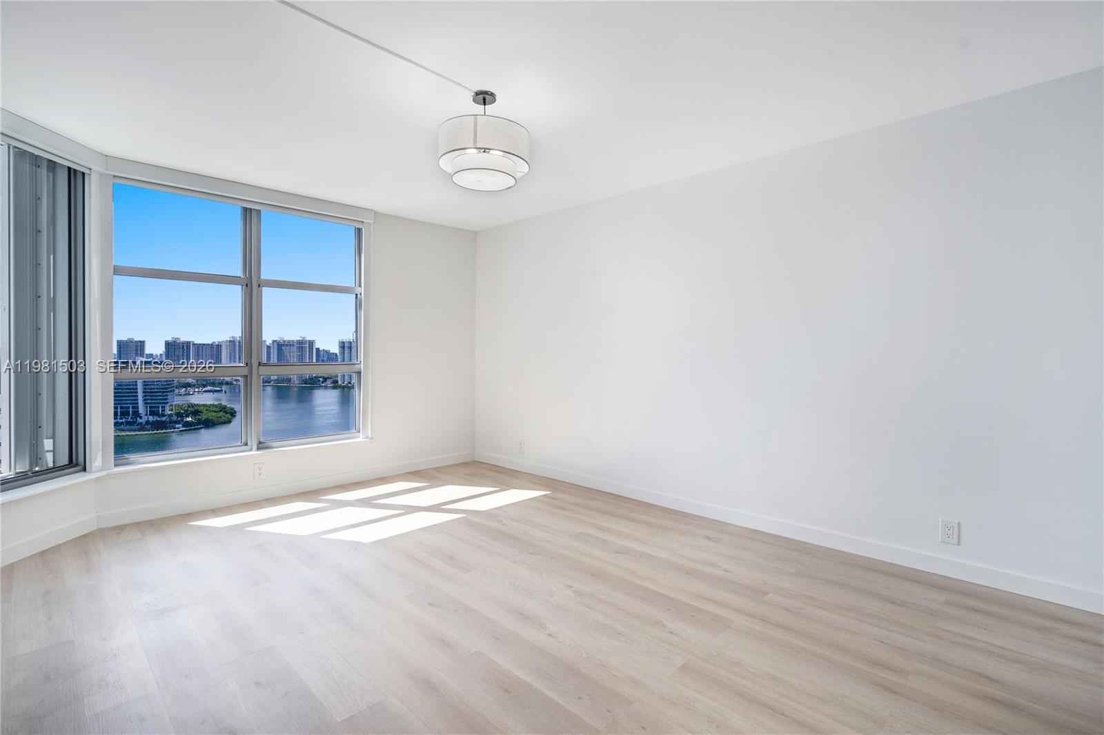 MYSTIC POINTE CONDO NO TH - Residential